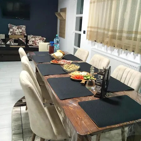 Holiday home La Batranu